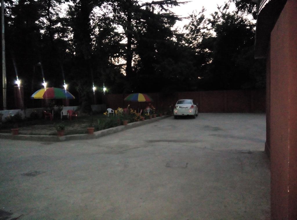 Hotel Grand Jigar Srīnagar 외부 사진