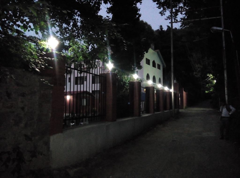 Hotel Grand Jigar Srīnagar 외부 사진